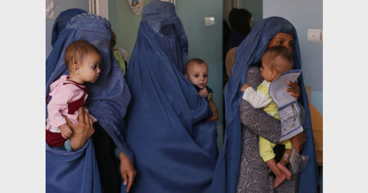 अफगानिस्तान में बच्चे तेजी से हो रहे हैं कुपोषण के शिकार (फाइल चित्र)