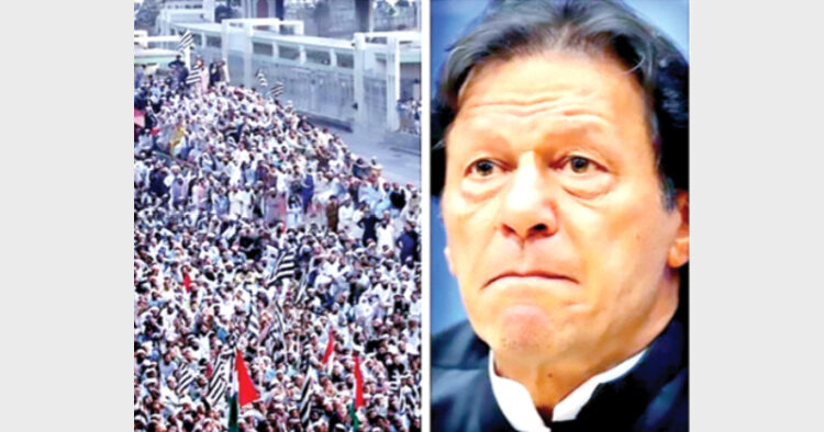 पाकिस्तान के प्रधानमंत्री इमरान खान और जनता