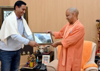 राजेंद्र खाती और सीएम योगी