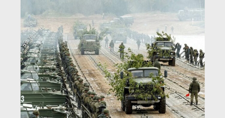 यूक्रेन पर बढ़ा हमले का खतरा, बेलारूस में शुरू हुआ रूसी युद्धाभ्यास