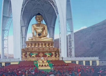 चीन ने इसी 99 फीट ऊंची मैत्रेय बुद्ध प्रतिमा को तोड़ा है (फाइल चित्र)