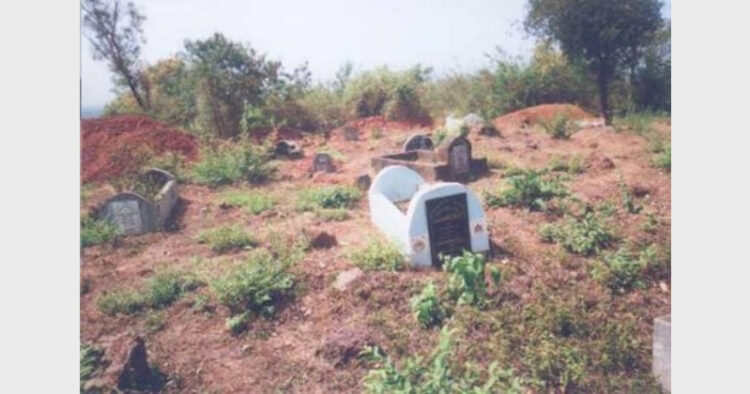 बिहार का एक कब्रिस्तान, फाइल चित्र