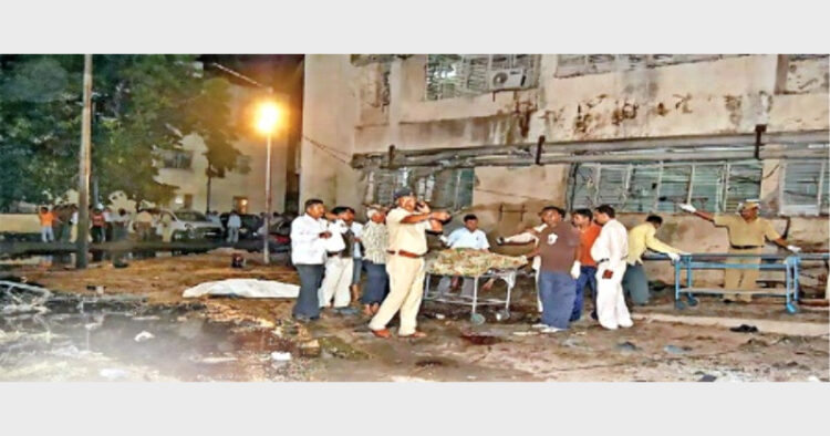 आतंकियों ने अमदाबाद में अस्पतालों को भी निशाना बनाया