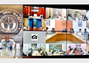 परीक्षा कक्ष में सीसीटीवी तथा राउटर
