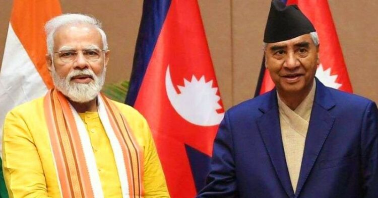 प्रधानमंत्री श्री नरेंद्र मोदी और नेपाली प्रधानमंत्री शेर बहादुर देउबा