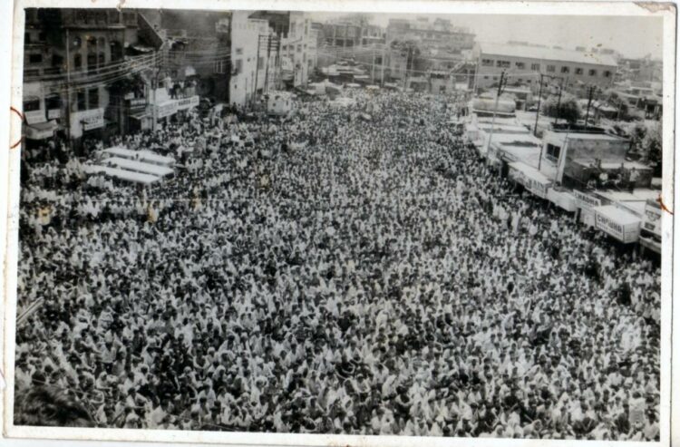 जब तिरंगे के सम्मान के लिए सड़कों पर उतरे अभाविप के हजारों कार्यकर्ता