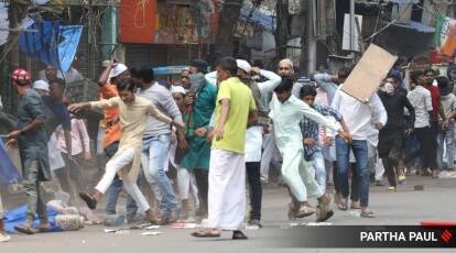 हावड़ा, प. बंगाल में उपद्रव मचाते मुस्लिम