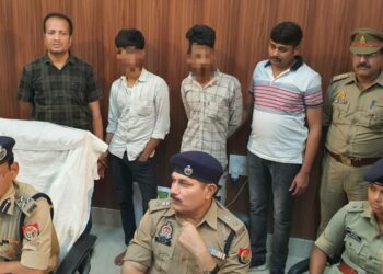 पुलिस गिरफ्त में आरोपी