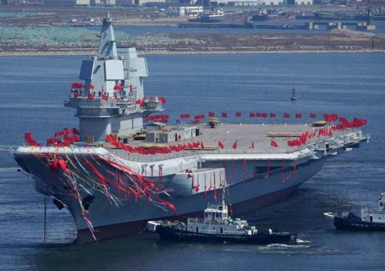 दक्षिण चीन सागर में गश्त करता चीनी नौसेना का जहाज (फाइल चित्र)
