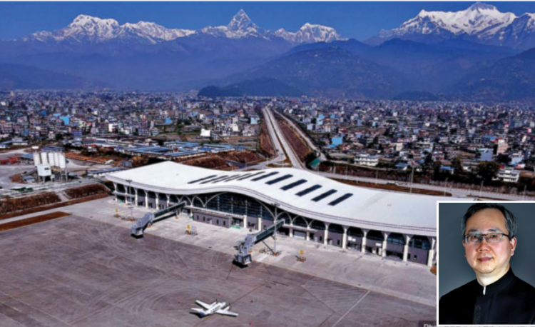 पोखरा अंतरराष्ट्रीय हवाईअड्डे को बीआरआई का हिस्सा बताने वाले चीनी राजदूत चेन सोंग (प्रकोष्ठ में) ने नेपाल-भारत संबंधों पर अमर्यादित टिप्पणी की