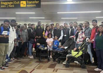 Third batch of indians return to india from Israel amid war with hamas