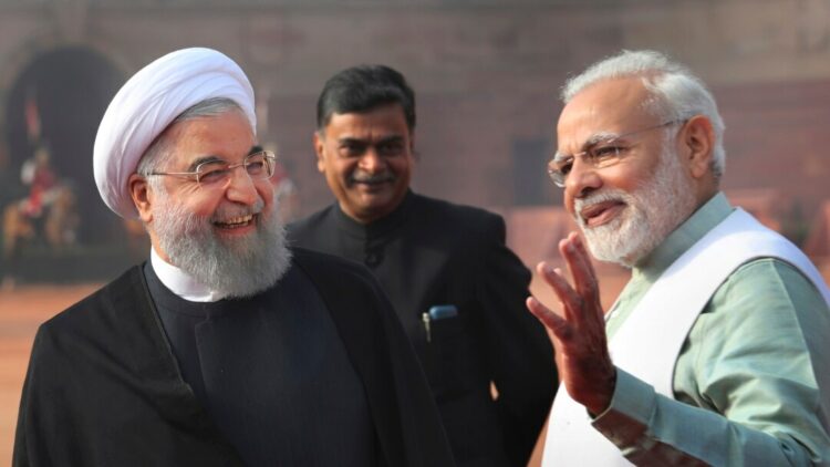 ईरान—भारत संबंधों में मील पत्थर साबित होगा चाबहार! ईरान के राष्ट्रपति हसन रूहानी के साथ प्रधानमंत्री नरेन्द्र मोदी  (फाइल चित्र)