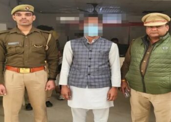 Ghaziabad police arrested maulvi sarfraj in case of Islamic converion Ghar wapsi