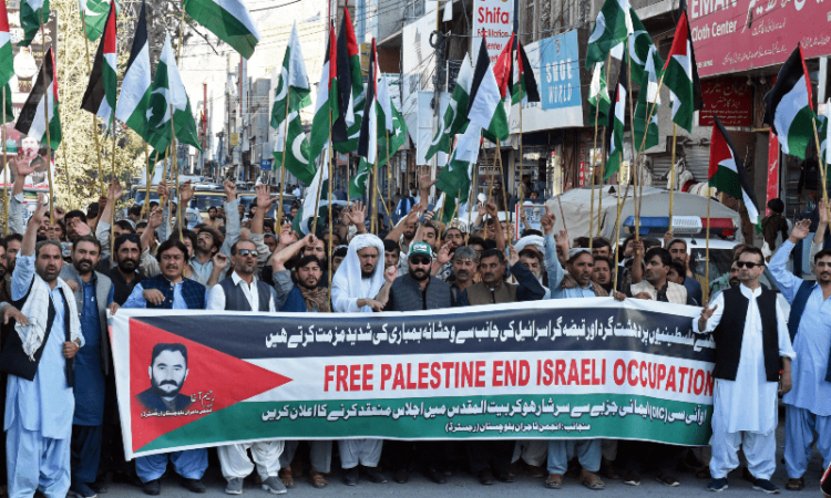 पाकिस्तान में फिलिस्तीन के समर्थन में प्रदर्शन करते कट्टरपंथी
