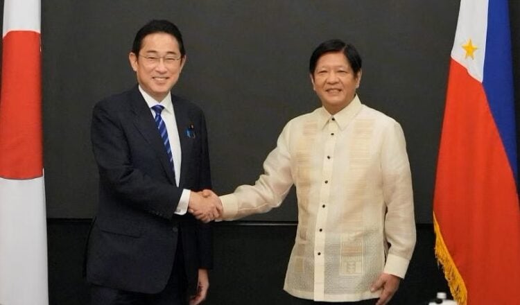 जापान के प्रधानमंत्री फूमियो किशिदा और फिलिपीन्स के राष्ट्रपति फरडिनांड मारकोस जूनियर