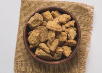 Winter Health Tips, Benefits of eating jaggery in winter, health tips, lifestyle, fitness, jaggery benefits, jaggery for winter season, how to boost immunity