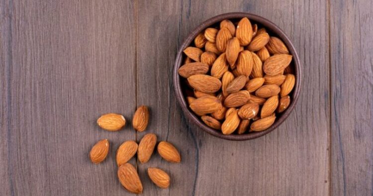 Almonds Side Effects, side effects of eating almonds everyday, how many almonds to eat per day, badam khane ke nuksan, overeating almonds side effects