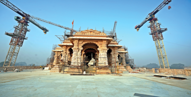 अयोघ्या में नवनिर्मित राम मंदिर