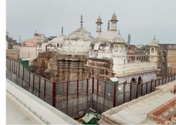 काशी स्थित कथित ज्ञानवापी मस्जिद, जिसकी दीवारों पर हिन्दू मंदिर के मिले प्रमाण