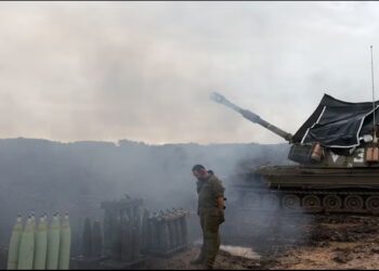 Israel Hamas war IDF fires gaza humanitarian aid trucs