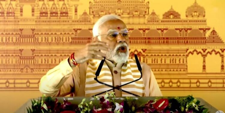 प्रधानमंत्री ने संभल में श्री कल्कि धाम मंदिर के शिलान्या स कार्यक्रम में कहा, पहले जो कल्पपना से परे था, अब हकीकत बन रहा