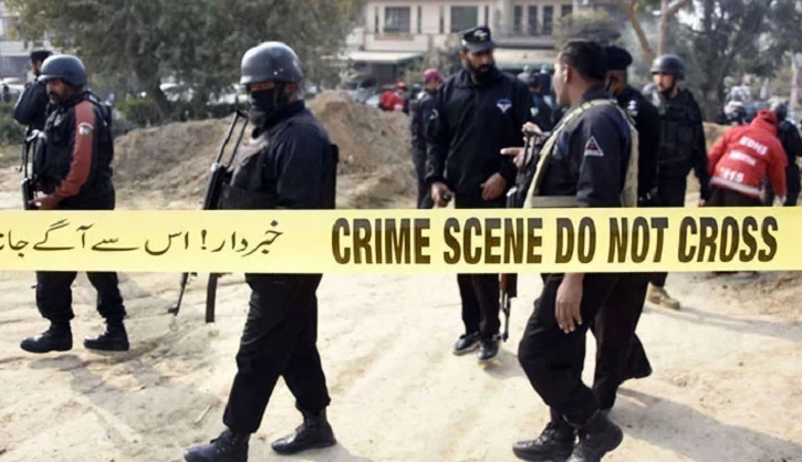 पाकिस्तान में पुलिस स्टेशन पर आतंकी हमले में 10 लोग मारे गए
