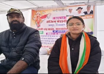 Rajasthan muslim father and his daughter on hunger strike