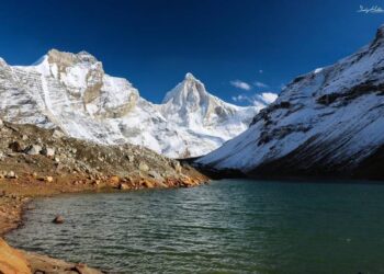 जलवायु और भू-गर्भ विशेषज्ञों का कहना है कि हिमालय की 188 झीलों ,ग्लेशियरों पर नजर रखने की जरूरत है