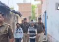 पुलिस ने पूछताछ के लिए साजित के पिता और चाचा को हिरासत में लिया।