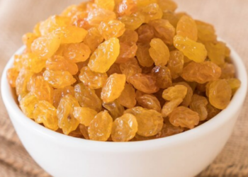 raisins eating benefits