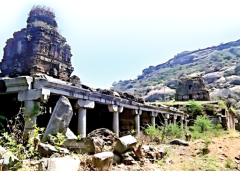 तमिलनाडु के विल्लुपुरम जिले में उपेक्षित श्रीसाकीश्वर (एकम्बेश्वर) मंदिर