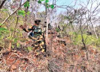 सरकार और सुरक्षाबलों की सटीक कार्रवाई से छत्तीसगढ़ के बस्तर संभाग में नक्सलियों का ‘गढ़’ अब ध्वस्त हो चुका है