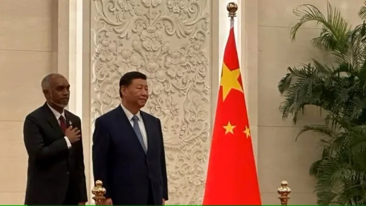 अपनी पहली विदेश यात्रा के लिए बड़ी ठसक से चीन गए थे राष्ट्रपति मोहम्मद मुइज्जू