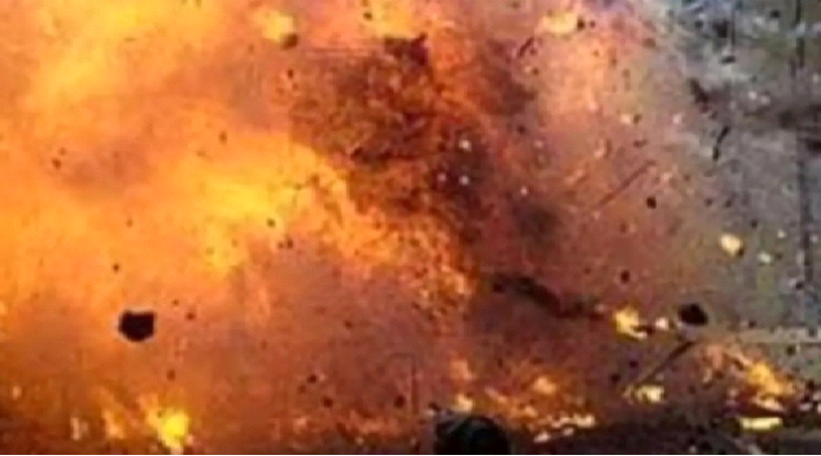 छपरा के एक मदरसे में हुए बम विस्फोट के बाद का दृश्य