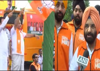 Sikh Bike rally in Delhi in support of PM modi