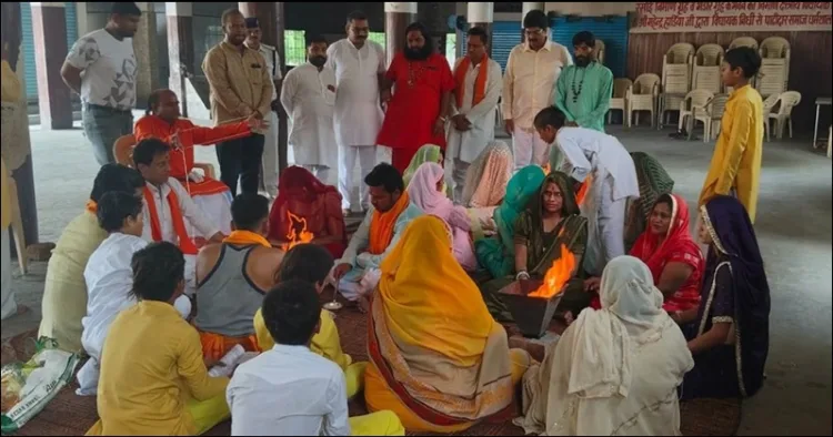Indore 30 muslims adopted Sanatan Dharma