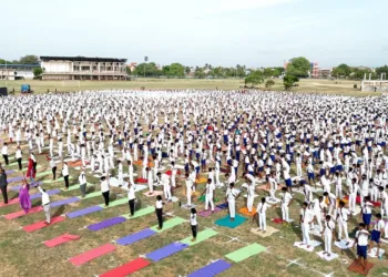 श्रीलंका में त्रिंकोमाली 
के कार्यक्रम में पांच हजार लोग सहभागी हुए।