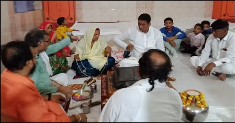 Varanasi Muslim Family adopted Sanatan dharma