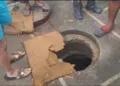 Delhi 7 years old boy fell into manhole