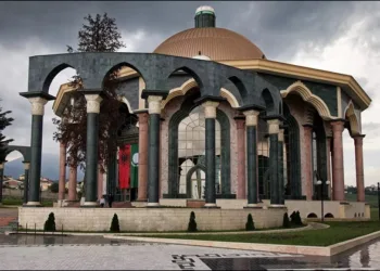 Albania to build its own new Muslim country