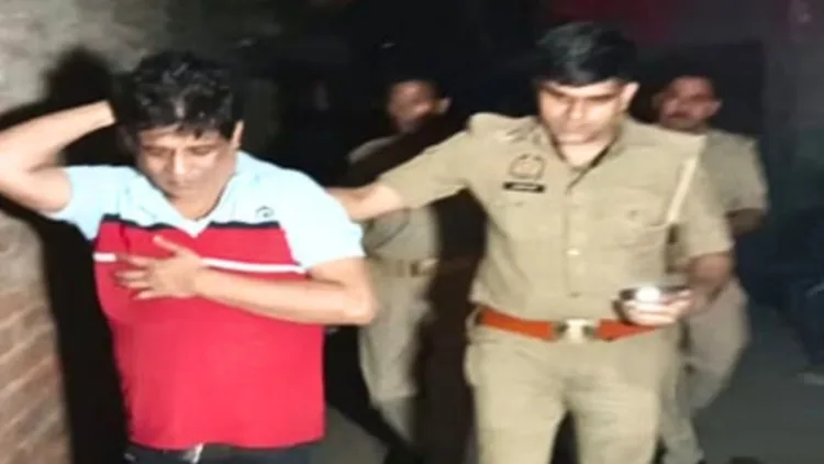 बरेली की मुस्लिम बस्ती में हिन्दू युवती से छेड़खानी, गुंडों ने घर जाकर भी धमकाया, सलाखों में पहुंचे शैतान