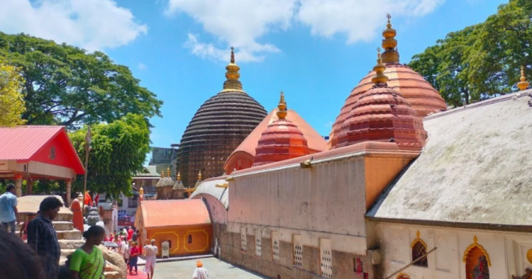 मां कामाख्या का मंदिर