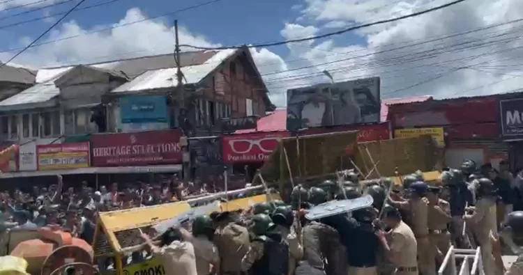 संजौली मस्जिद के विरोध में सड़कों पर उतरा हिंदू समाज