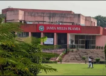 Hindu Girl student forced to convert into Islam in Jamia Millia