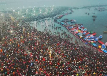 Prayagraj Mahakumbh Mauni Amavasya snan