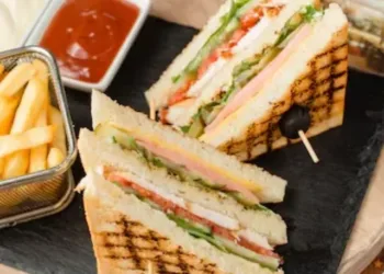 Tave per sandwich kaise banaye