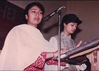 Rekha Gupta and Alka lamba taking oath