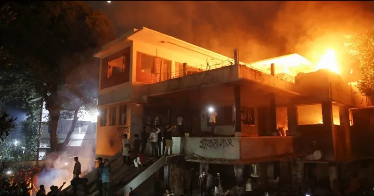 Shiekh Mujiburrahman house burnt