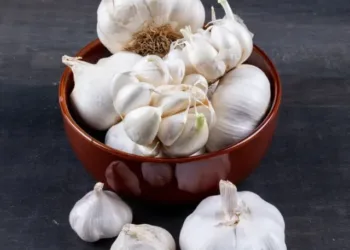 Raw Garlic Benefits
