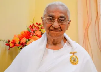 दादी रतनमोहिनी जी (फाइल फोटो)